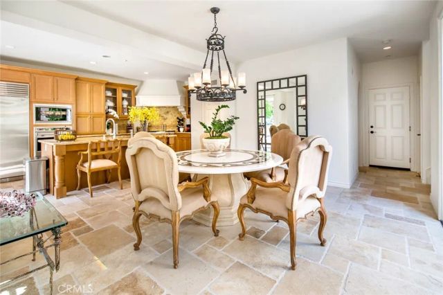 6 Gentle Breeze, Newport Coast, CA 92657