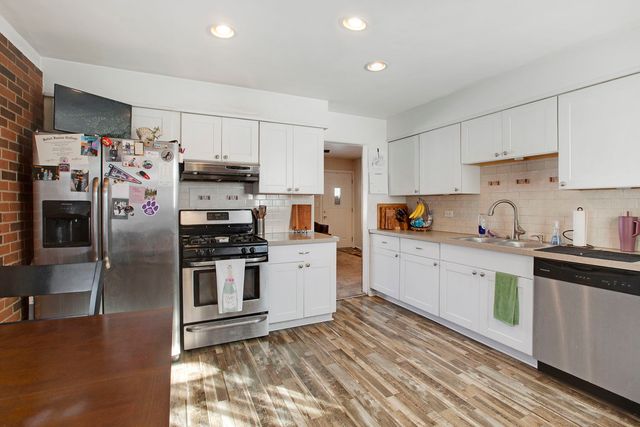 2705 Park Street, Rolling Meadows, IL 60008