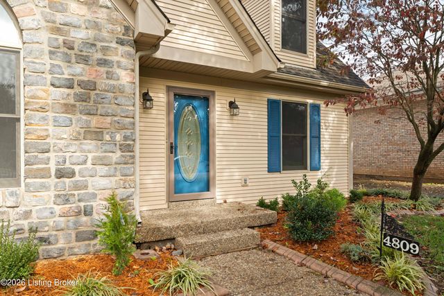 4809 Grecian Ct, Louisville, KY 40272