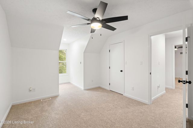 4809 Grecian Ct, Louisville, KY 40272