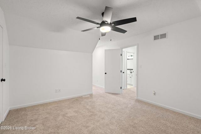 4809 Grecian Ct, Louisville, KY 40272