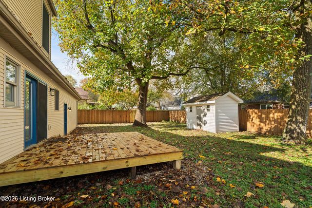 4809 Grecian Ct, Louisville, KY 40272