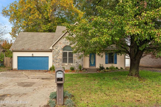 4809 Grecian Ct, Louisville, KY 40272