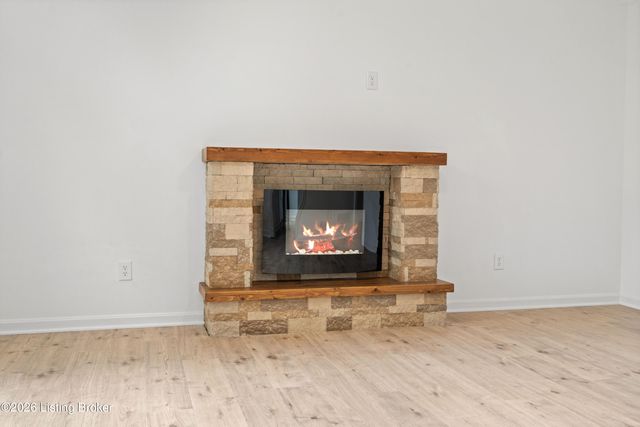 4809 Grecian Ct, Louisville, KY 40272