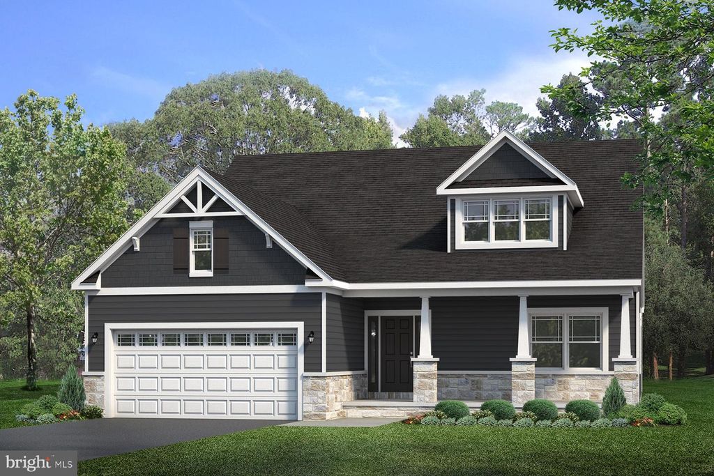 196 SUSSEX DR, State College, PA 16801