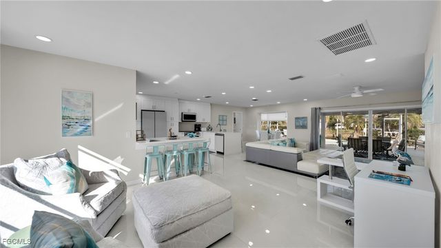 4919 SW 3rd AVE, Cape Coral, FL 33914