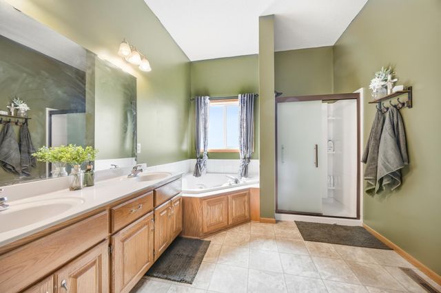 7364 Lambert Avenue NE, Albertville, MN 55301