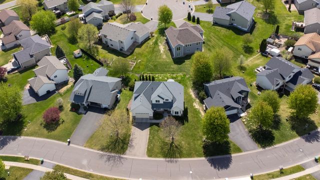 7364 Lambert Avenue NE, Albertville, MN 55301