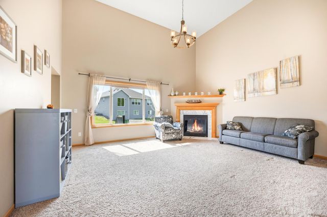 7364 Lambert Avenue NE, Albertville, MN 55301