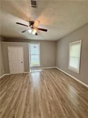 1214 13th Avenue, Phenix City, AL 36867