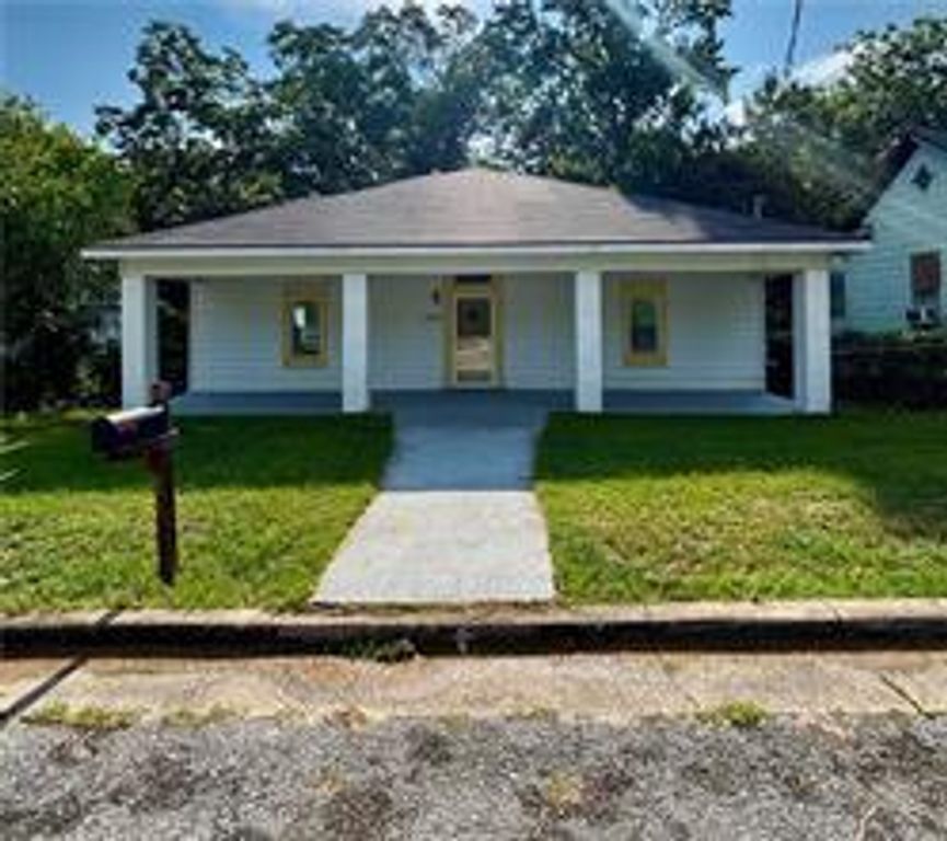 1214 13th Avenue, Phenix City, AL 36867