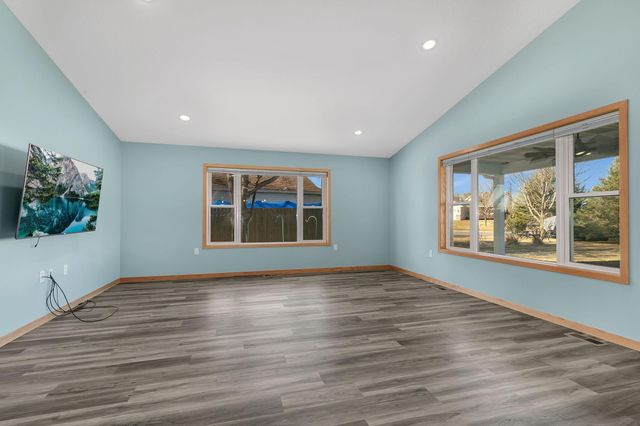 530 Graceview Loop, Saint Joseph, MN 56374