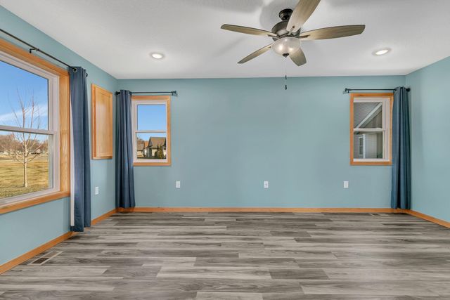 530 Graceview Loop, Saint Joseph, MN 56374