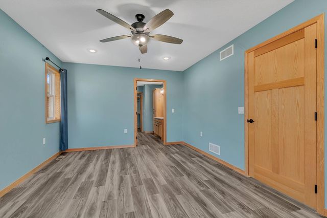 530 Graceview Loop, Saint Joseph, MN 56374