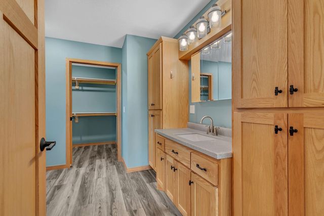 530 Graceview Loop, Saint Joseph, MN 56374