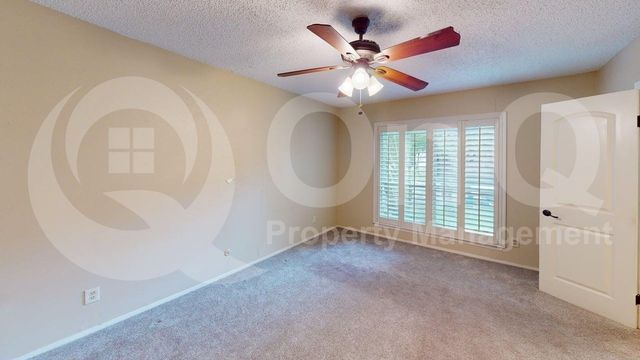 5809 Chimney Wood Circle, Fort Worth, TX 76112