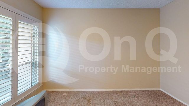5809 Chimney Wood Circle, Fort Worth, TX 76112
