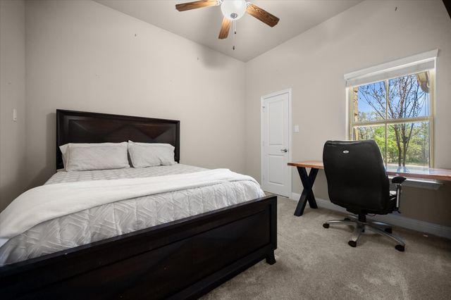 909 Thistle Hill Trail, Weatherford, TX 76087