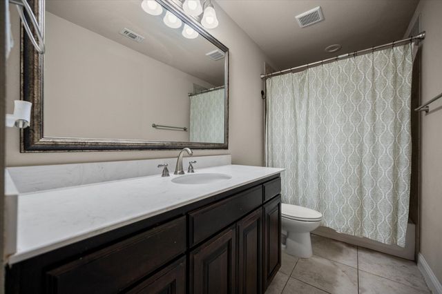 909 Thistle Hill Trail, Weatherford, TX 76087