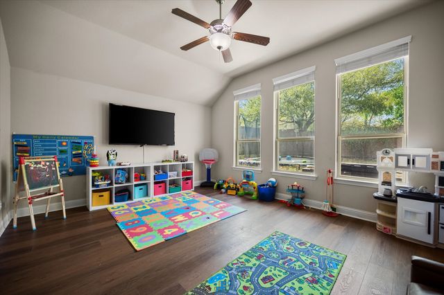 909 Thistle Hill Trail, Weatherford, TX 76087