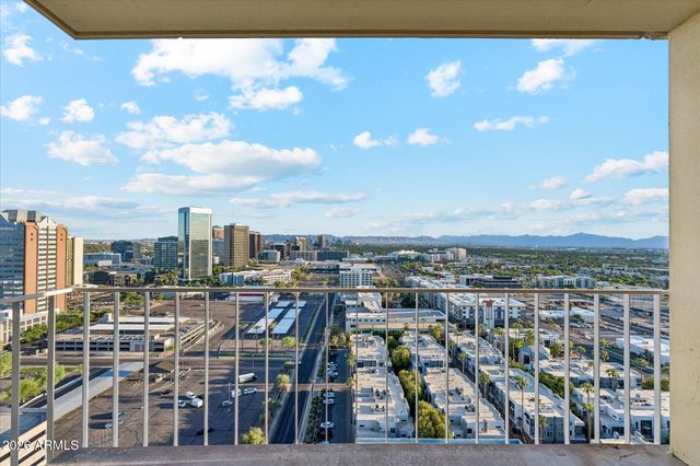 207 W CLARENDON Avenue G22, Phoenix, AZ 85013