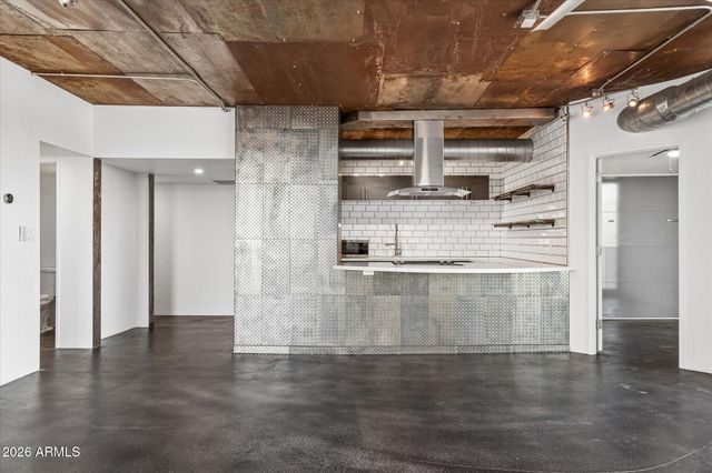 207 W CLARENDON Avenue G22, Phoenix, AZ 85013