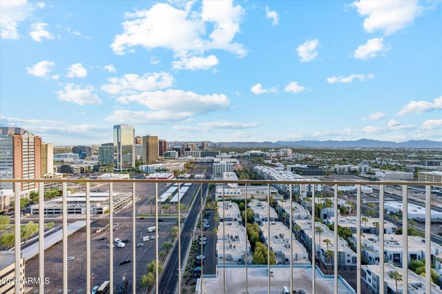 207 W CLARENDON Avenue G22, Phoenix, AZ 85013