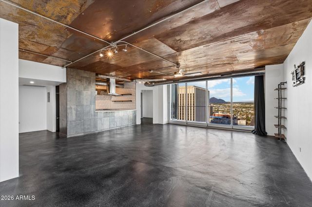 207 W CLARENDON Avenue G22, Phoenix, AZ 85013