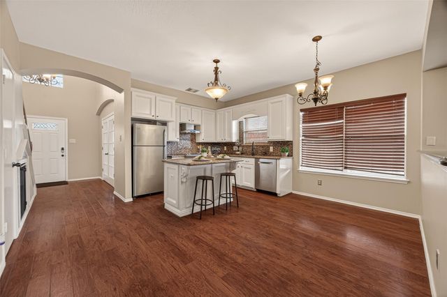 9904 Fair Brook Way, Pearland, TX 77584