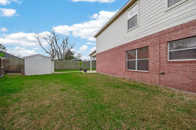 9904 Fair Brook Way, Pearland, TX 77584