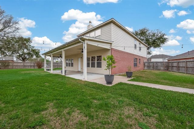 9904 Fair Brook Way, Pearland, TX 77584