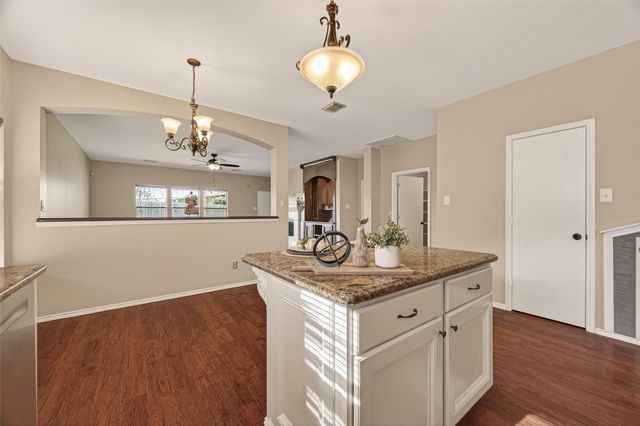 9904 Fair Brook Way, Pearland, TX 77584