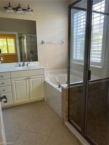 15501 Cadiz LN, Naples, FL 34110