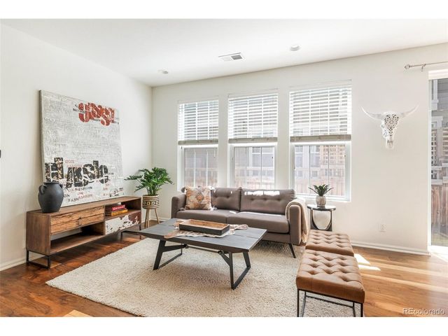 11045 E 28th Pl, Denver, CO 80238