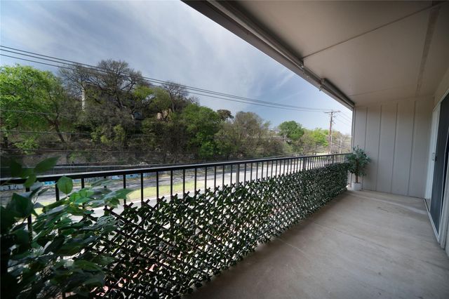 500 E Riverside DR 242, Austin, TX 78704