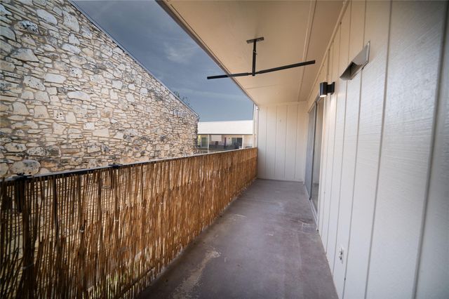 500 E Riverside DR 242, Austin, TX 78704