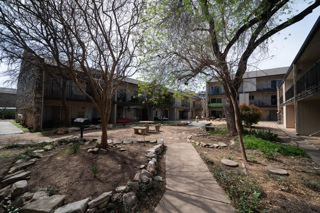 500 E Riverside DR 242, Austin, TX 78704