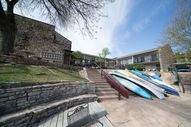 500 E Riverside DR 242, Austin, TX 78704