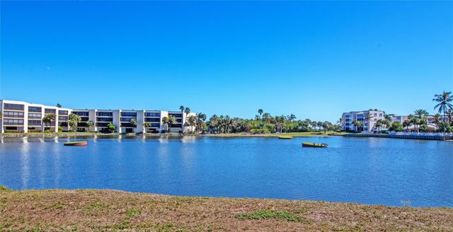 221 NE Plantation Road 213, Stuart, FL 34996