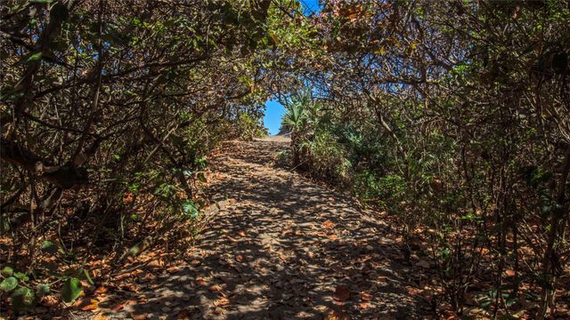 221 NE Plantation Road 213, Stuart, FL 34996