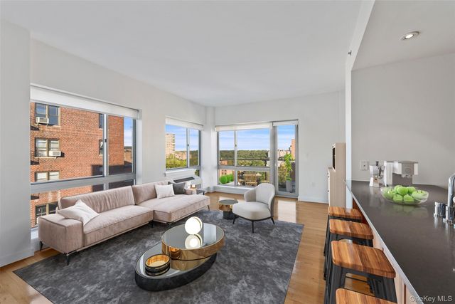 460 W 236th Street 6A, Bronx, NY 10463