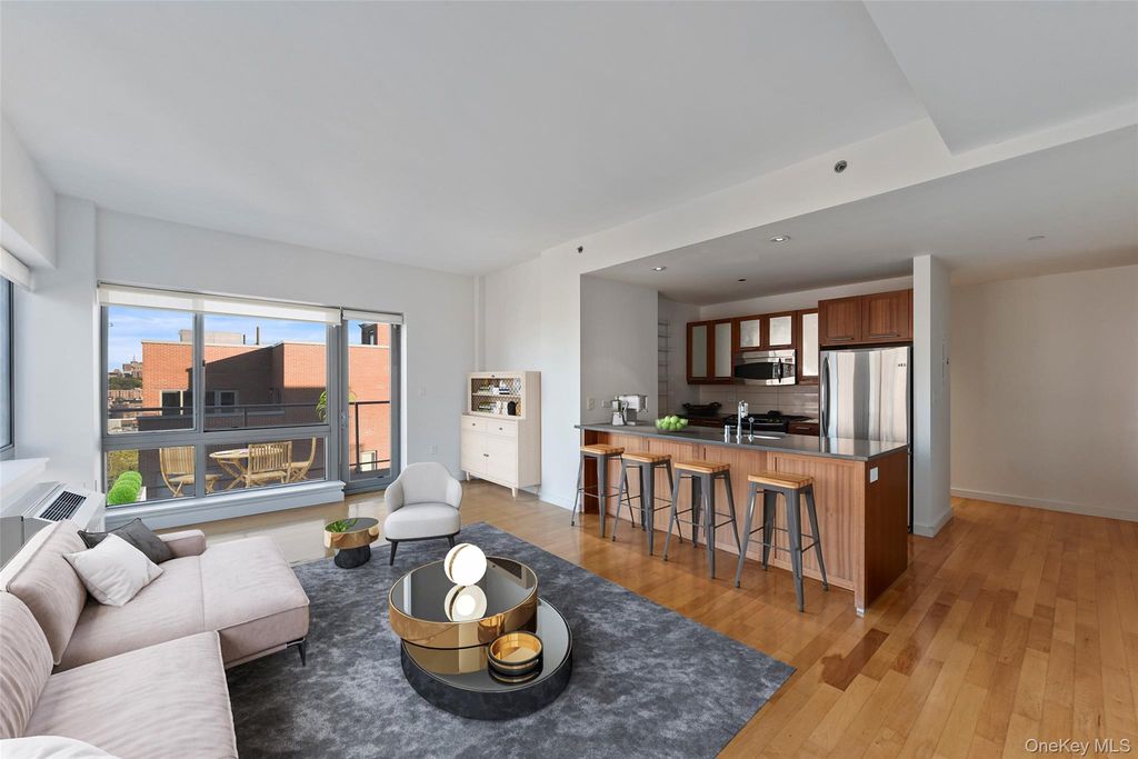 460 W 236th Street 6A, Bronx, NY 10463