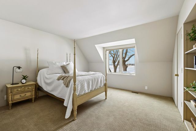 4770 Manitou Road, Excelsior, MN 55331