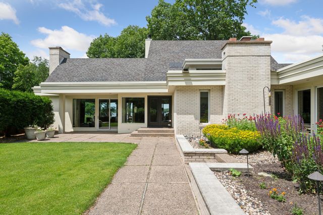 4770 Manitou Road, Excelsior, MN 55331