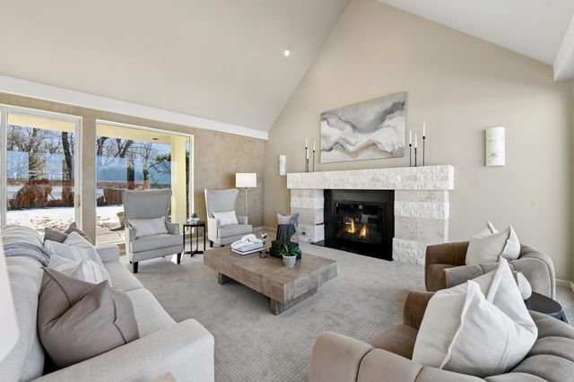 4770 Manitou Road, Excelsior, MN 55331