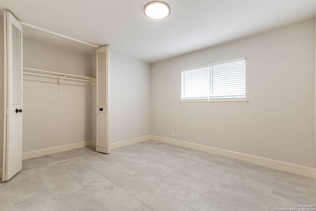 7003 Glen Walk, San Antonio, TX 78239