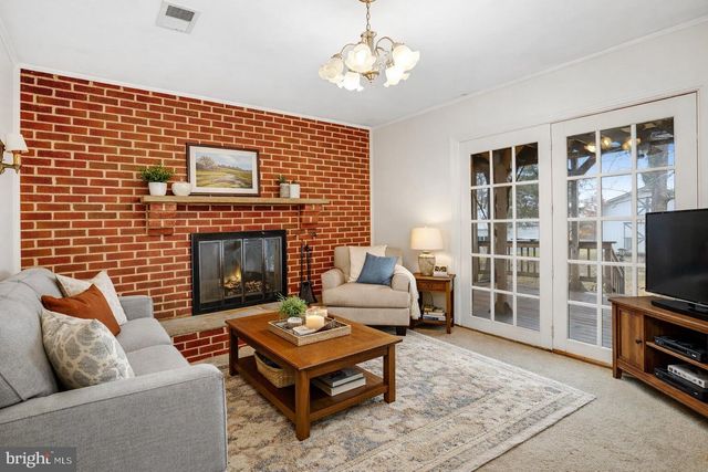 2299 PERSIMMON DR, Ijamsville, MD 21754