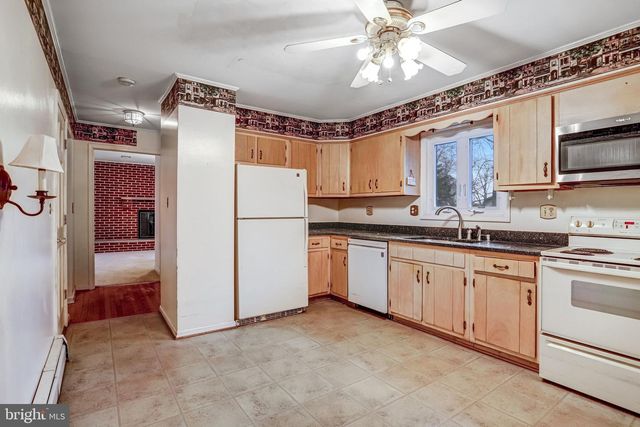 2299 PERSIMMON DR, Ijamsville, MD 21754