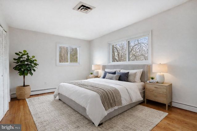 2299 PERSIMMON DR, Ijamsville, MD 21754