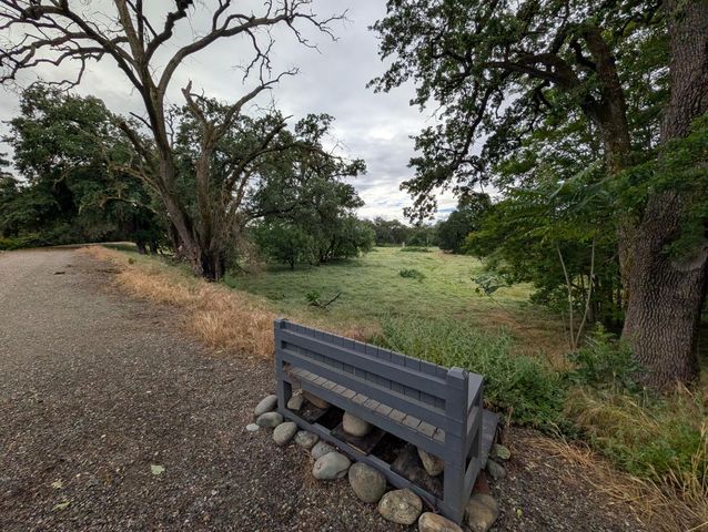 10000 El Chorlito Dr, Rancho Cordova, CA 95670